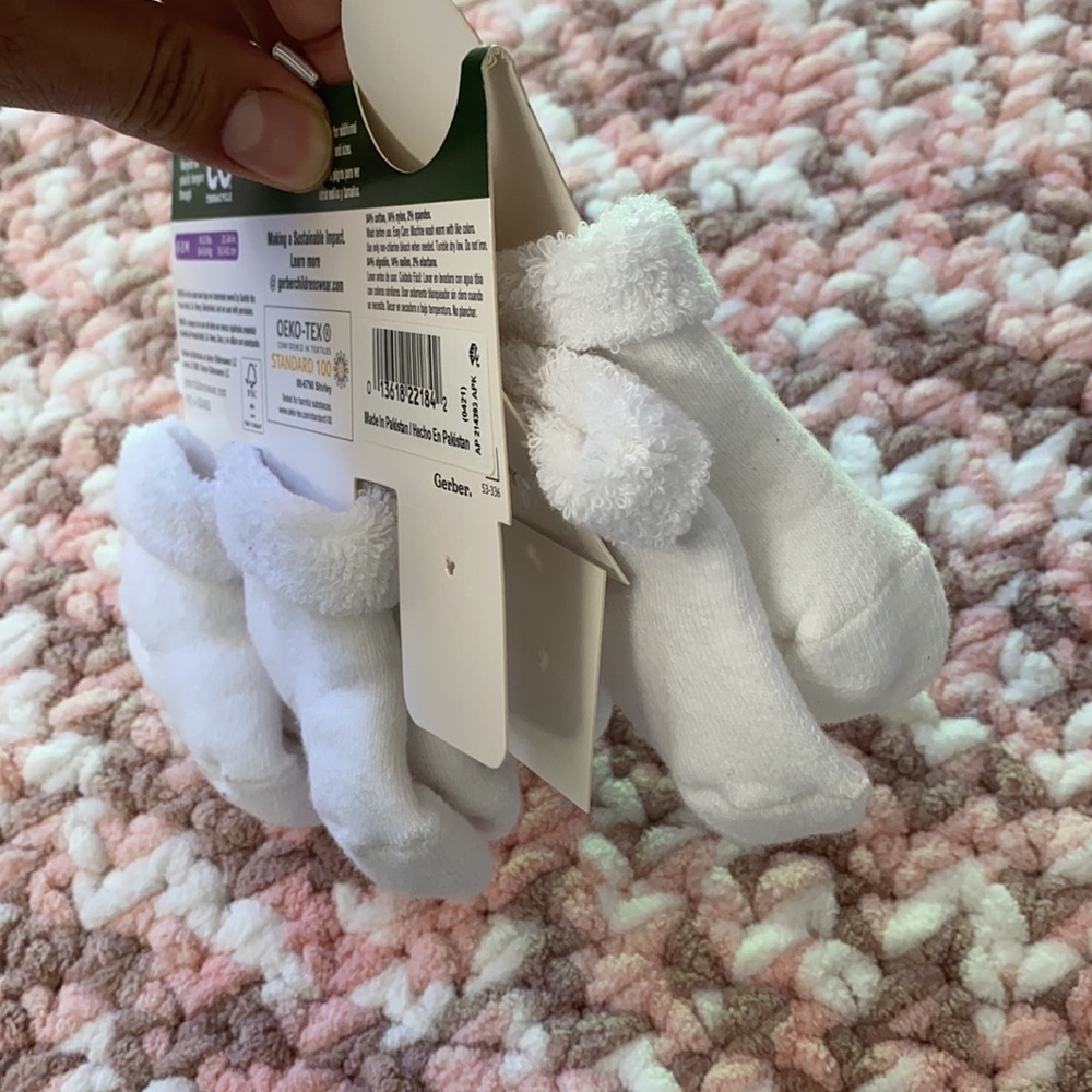 Baby Girl Bundle Mittens, Hats, and Slippers - Picture 12 of 14